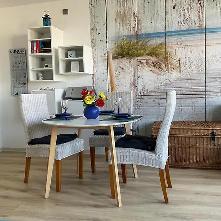 Direkt Am Marina Mit Seeblick شقة *